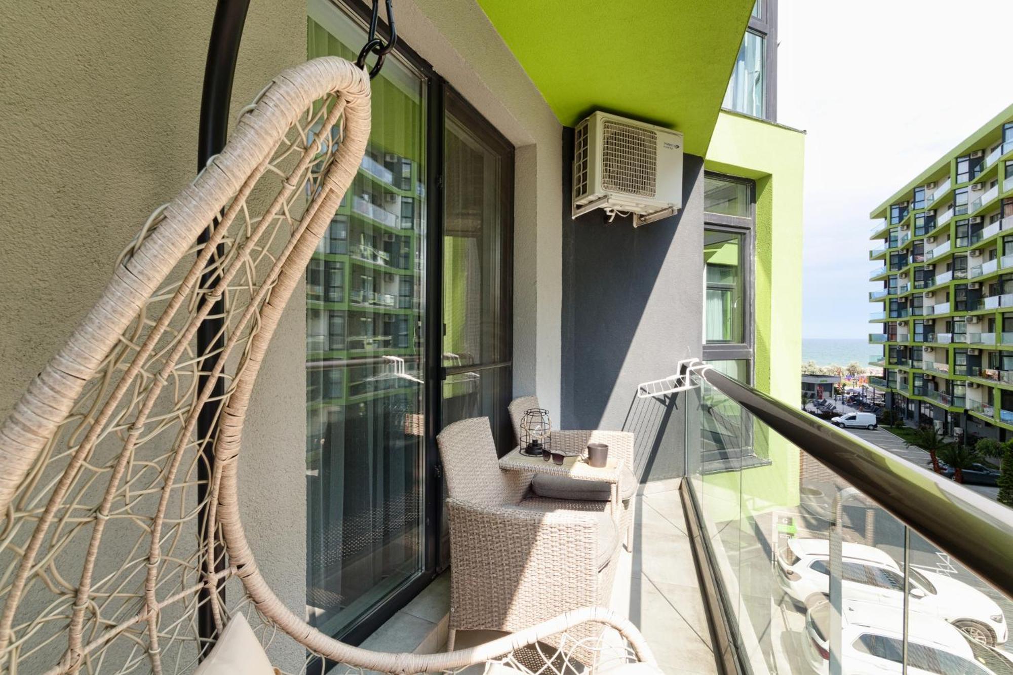 Purple Onyx - Pool & Spa Beach Resort Navodari Exterior photo
