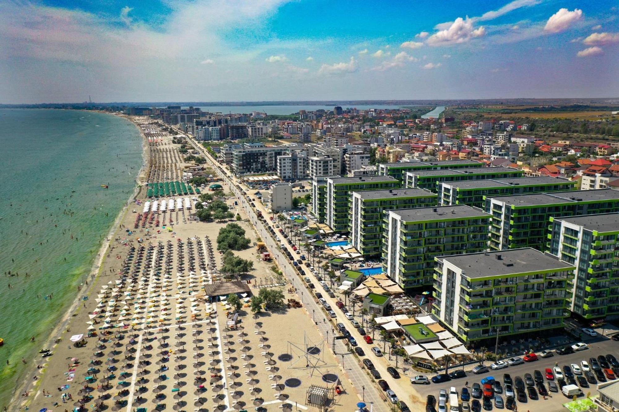 Purple Onyx - Pool & Spa Beach Resort Navodari Exterior photo